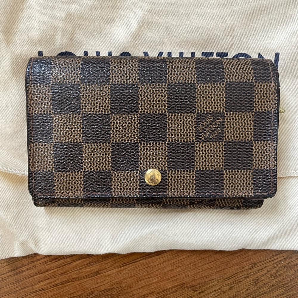 Louis Vuitton Porte Monnaie wallet with dust bag